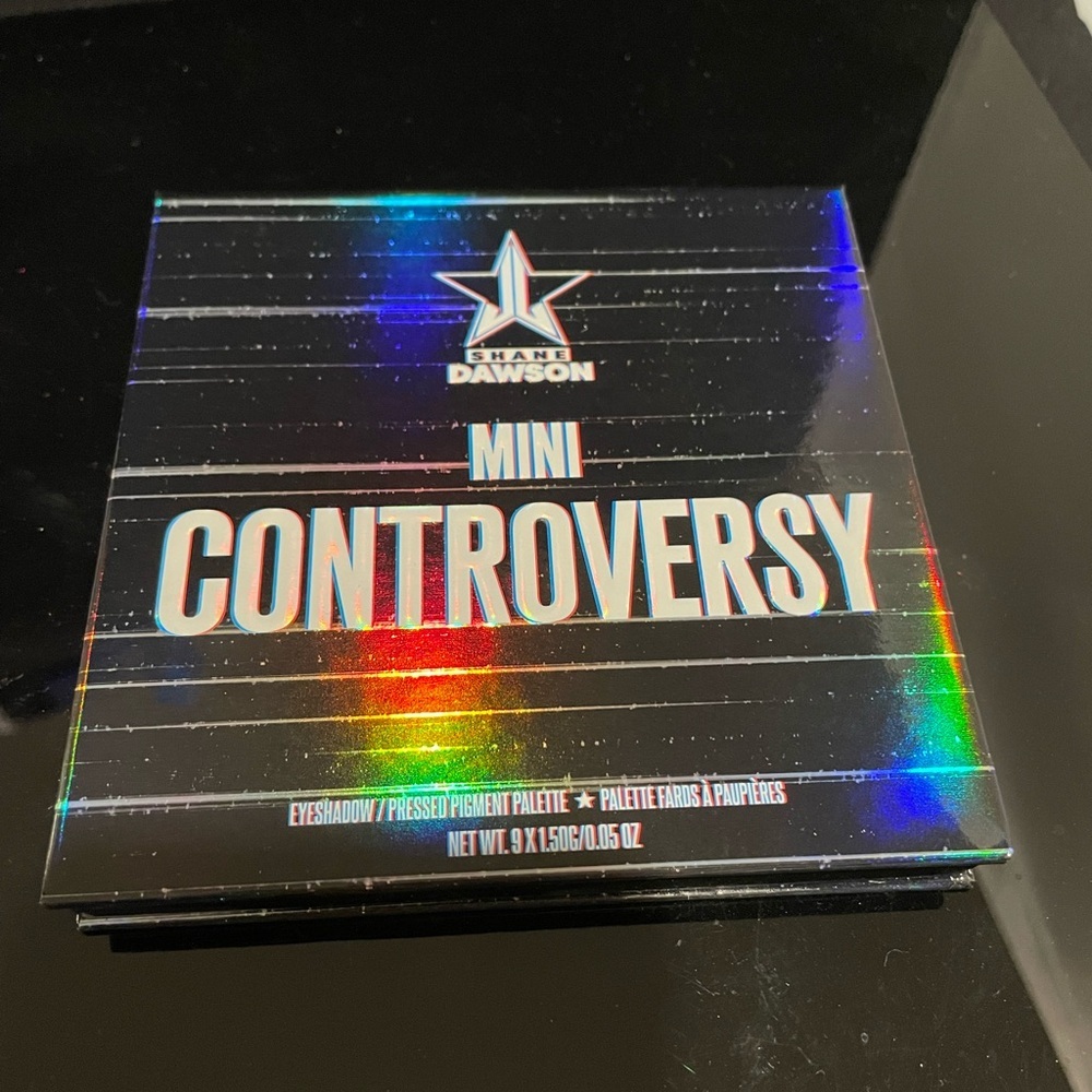 Jeffree Star ⭐️ Mini Controversy Eyeshadow Palette